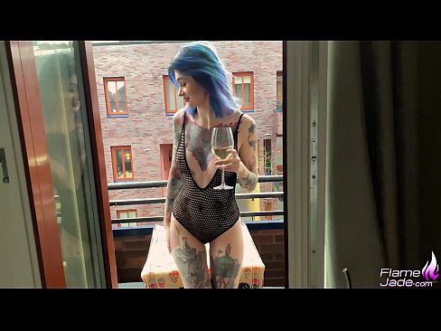 ❤️ Una noia tremenda xuclant amb un glop i follant apassionadament sota el cel obert ️❌ Vídeo de merda  al porno ca.punkbass.ru ❌️❤